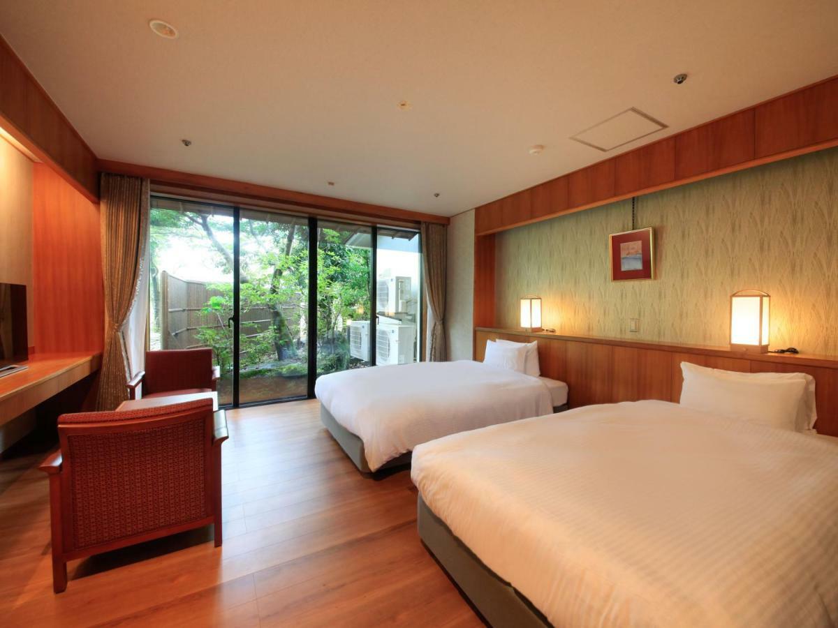 Yamashiro Onsen Miyabi No Yado Kaga Hyakumangoku Hotel Luaran gambar
